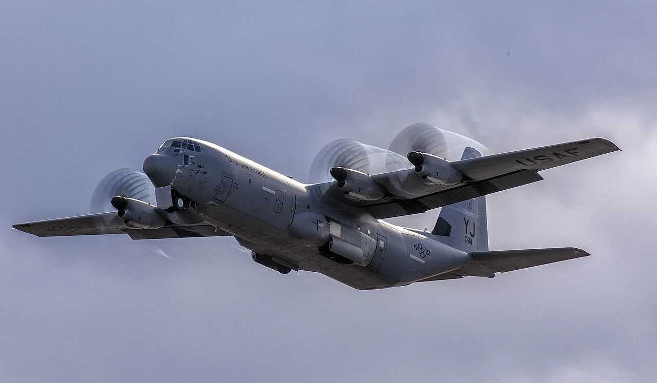 洛克希德·马丁 C-130J“超级大力神”